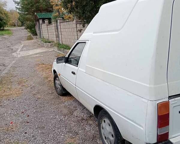 Белый ЗАЗ 110558, объемом двигателя 1.2 л и пробегом 210 тыс. км за 1200 $, фото 3 на Automoto.ua