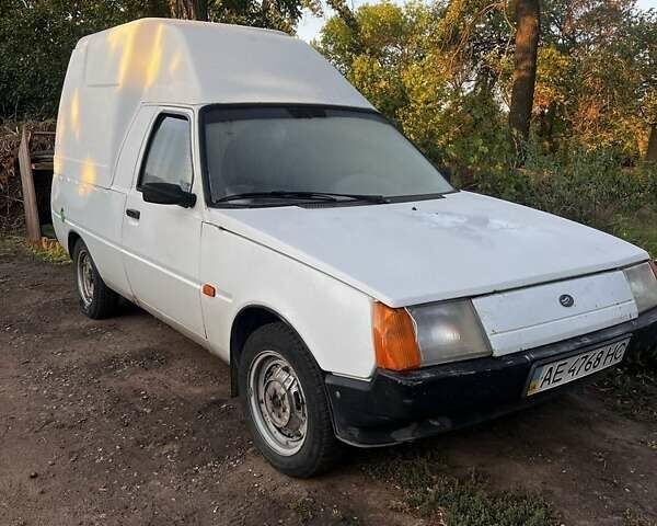 Белый ЗАЗ 110558, объемом двигателя 1.2 л и пробегом 200 тыс. км за 946 $, фото 1 на Automoto.ua