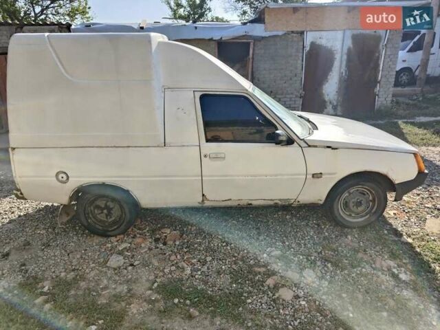 Белый ЗАЗ 110558, объемом двигателя 1.2 л и пробегом 100 тыс. км за 600 $, фото 1 на Automoto.ua
