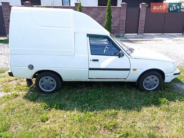 Белый ЗАЗ 110558, объемом двигателя 1.2 л и пробегом 70 тыс. км за 2200 $, фото 5 на Automoto.ua