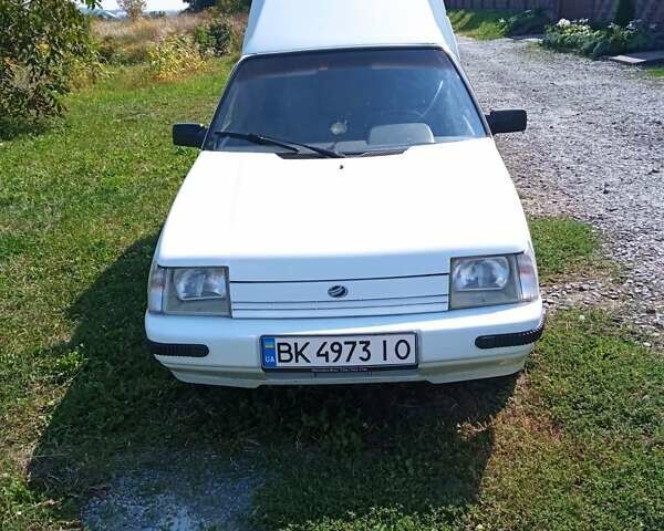 Белый ЗАЗ 110558, объемом двигателя 1.2 л и пробегом 70 тыс. км за 2200 $, фото 4 на Automoto.ua