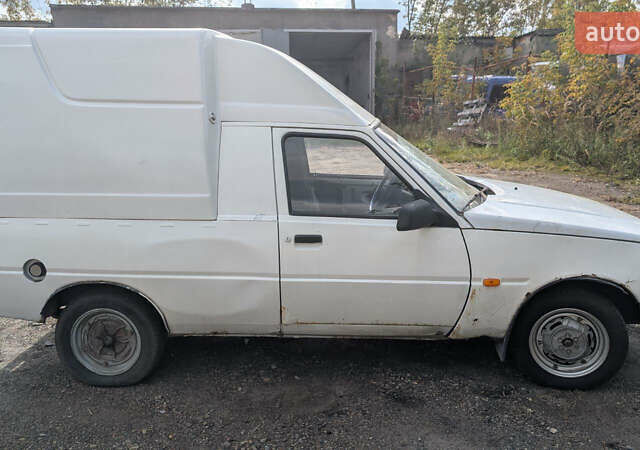 Білий ЗАЗ 110558, об'ємом двигуна 1.2 л та пробігом 85 тис. км за 300 $, фото 2 на Automoto.ua