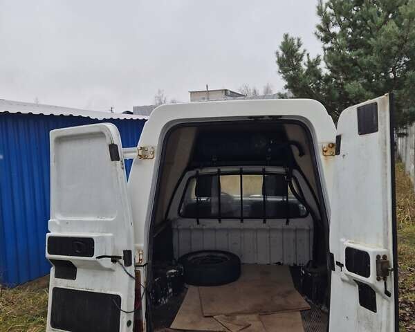 Белый ЗАЗ 110558, объемом двигателя 1.3 л и пробегом 300 тыс. км за 950 $, фото 5 на Automoto.ua