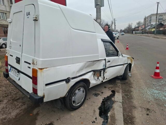 Белый ЗАЗ 110558, объемом двигателя 1.3 л и пробегом 149 тыс. км за 499 $, фото 2 на Automoto.ua