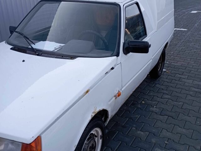 Белый ЗАЗ 110558, объемом двигателя 1.3 л и пробегом 195 тыс. км за 758 $, фото 1 на Automoto.ua