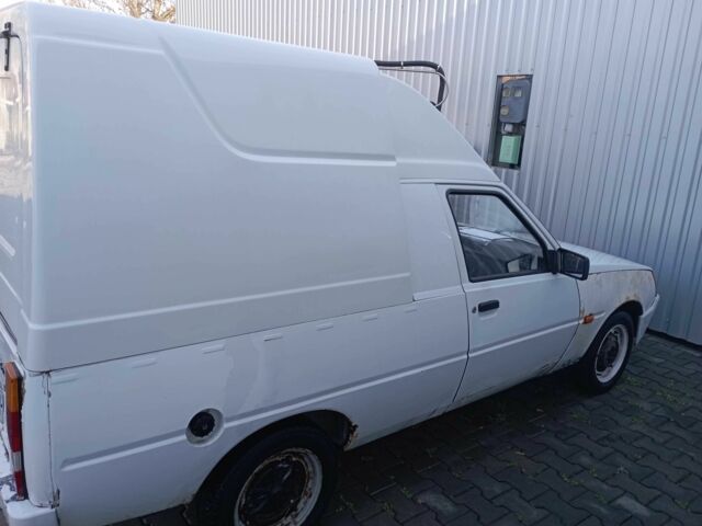 Белый ЗАЗ 110558, объемом двигателя 1.3 л и пробегом 195 тыс. км за 758 $, фото 6 на Automoto.ua