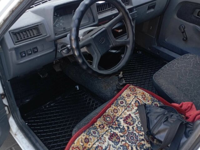 Белый ЗАЗ 110558, объемом двигателя 1.3 л и пробегом 195 тыс. км за 758 $, фото 4 на Automoto.ua