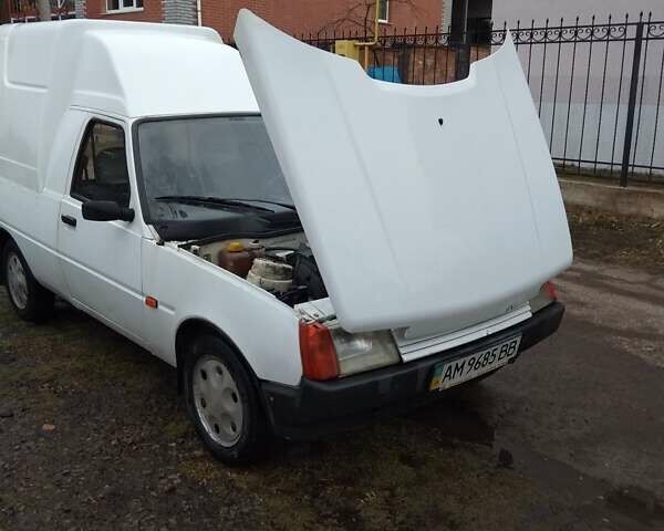 Білий ЗАЗ 110558, об'ємом двигуна 1.3 л та пробігом 312 тис. км за 1900 $, фото 11 на Automoto.ua