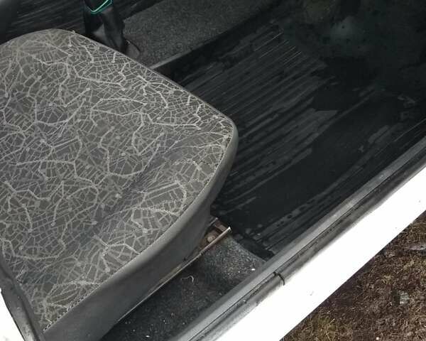 Білий ЗАЗ 110558, об'ємом двигуна 1.3 л та пробігом 312 тис. км за 1900 $, фото 1 на Automoto.ua