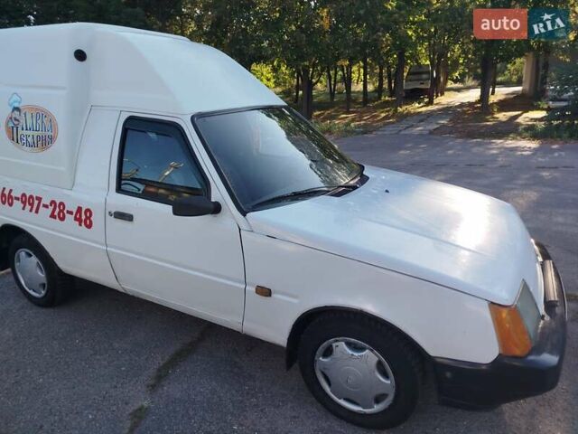Белый ЗАЗ 110558, объемом двигателя 1.2 л и пробегом 140 тыс. км за 1400 $, фото 5 на Automoto.ua
