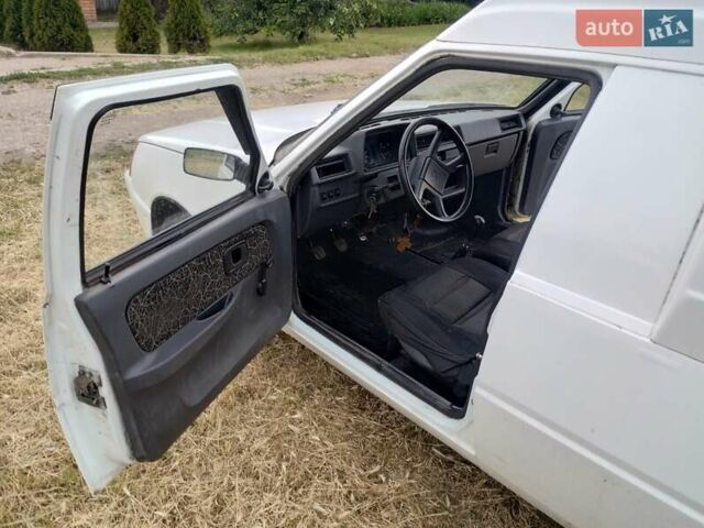 Білий ЗАЗ 110558, об'ємом двигуна 1.3 л та пробігом 130 тис. км за 1700 $, фото 3 на Automoto.ua