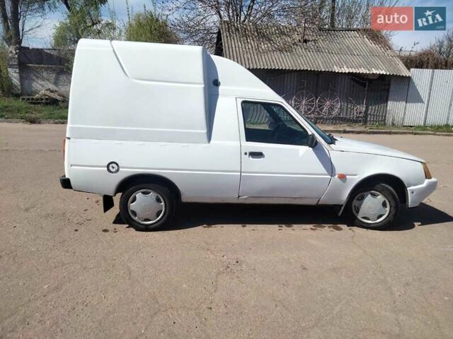 Белый ЗАЗ 110558, объемом двигателя 1.3 л и пробегом 226 тыс. км за 1500 $, фото 2 на Automoto.ua