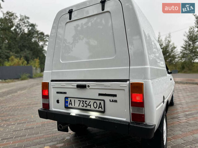 Белый ЗАЗ 110558, объемом двигателя 1.3 л и пробегом 120 тыс. км за 2650 $, фото 10 на Automoto.ua