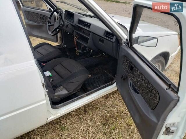 Білий ЗАЗ 110558, об'ємом двигуна 1.3 л та пробігом 130 тис. км за 1700 $, фото 4 на Automoto.ua