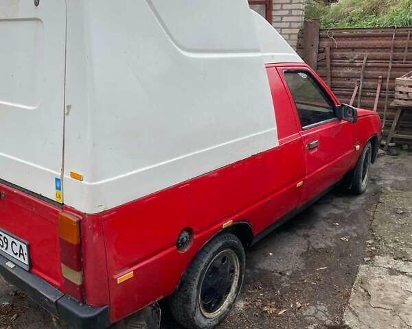 Красный ЗАЗ 110558, объемом двигателя 1.2 л и пробегом 170 тыс. км за 750 $, фото 3 на Automoto.ua