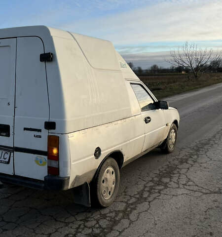 ЗАЗ 110558, об'ємом двигуна 1.2 л та пробігом 343 тис. км за 1000 $, фото 3 на Automoto.ua