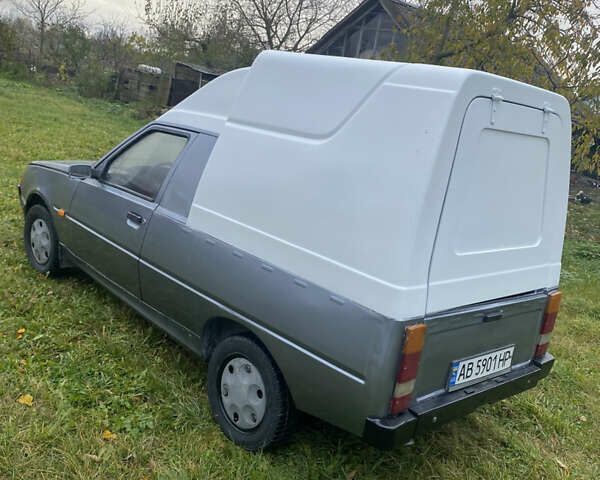 Серый ЗАЗ 110558, объемом двигателя 1.2 л и пробегом 100 тыс. км за 650 $, фото 1 на Automoto.ua