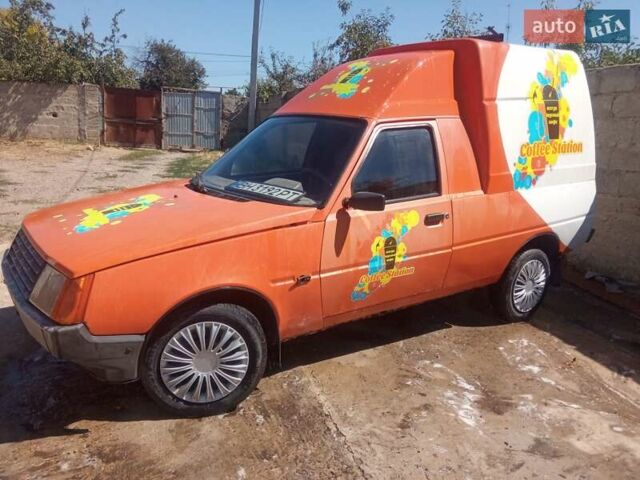 Оранжевый ЗАЗ 110558, объемом двигателя 1.3 л и пробегом 200 тыс. км за 850 $, фото 1 на Automoto.ua