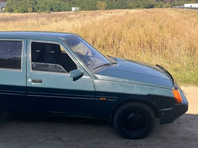 Зеленый ЗАЗ 1125, объемом двигателя 1.3 л и пробегом 143 тыс. км за 650 $, фото 2 на Automoto.ua
