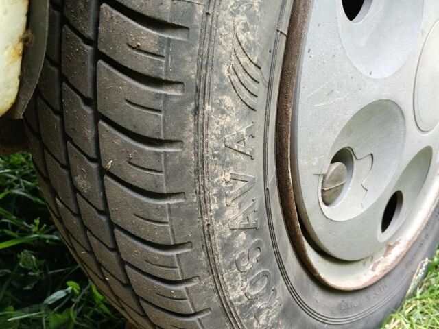 Белый ЗАЗ 965, объемом двигателя 0 л и пробегом 100 тыс. км за 453 $, фото 3 на Automoto.ua