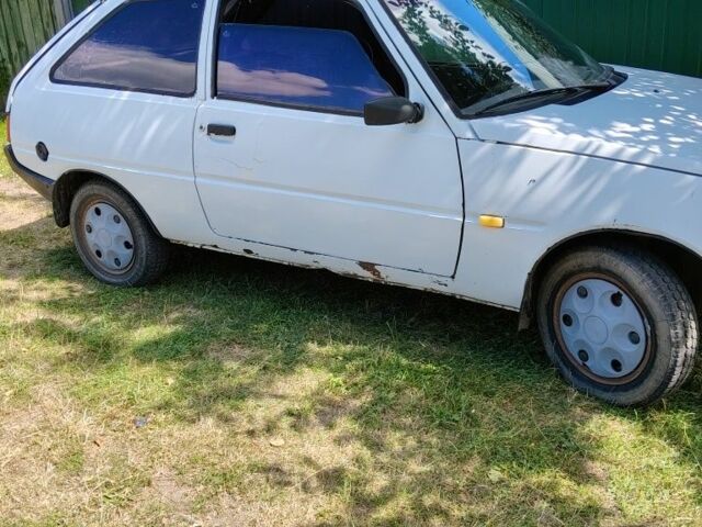 Белый ЗАЗ 965, объемом двигателя 0 л и пробегом 100 тыс. км за 453 $, фото 2 на Automoto.ua