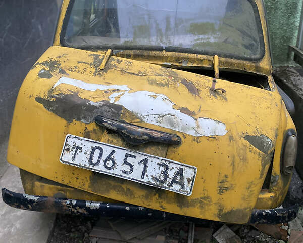 Желтый ЗАЗ 965, объемом двигателя 0 л и пробегом 100 тыс. км за 400 $, фото 1 на Automoto.ua