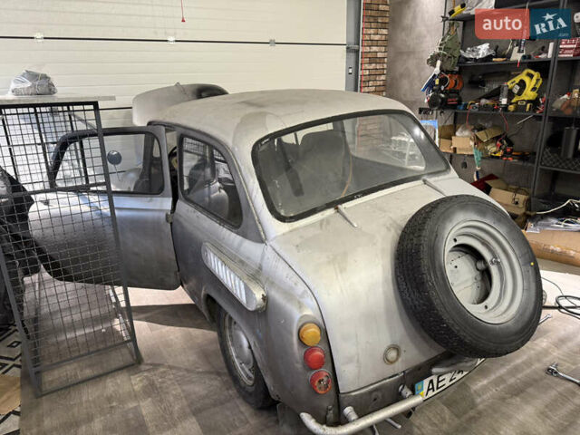 Серый ЗАЗ 965, объемом двигателя 0.8 л и пробегом 70 тыс. км за 800 $, фото 4 на Automoto.ua