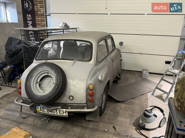 Серый ЗАЗ 965, объемом двигателя 0.8 л и пробегом 70 тыс. км за 800 $, фото 1 на Automoto.ua