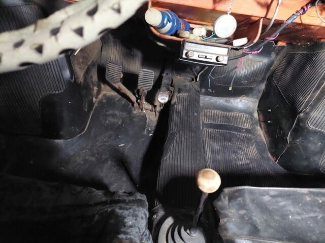 Синий ЗАЗ 965, объемом двигателя 0.75 л и пробегом 8 тыс. км за 1504 $, фото 7 на Automoto.ua