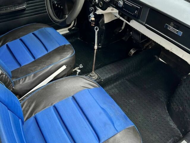 Белый ЗАЗ 968, объемом двигателя 0 л и пробегом 99 тыс. км за 350 $, фото 5 на Automoto.ua