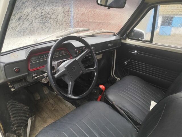 Белый ЗАЗ 968, объемом двигателя 0 л и пробегом 22 тыс. км за 600 $, фото 4 на Automoto.ua