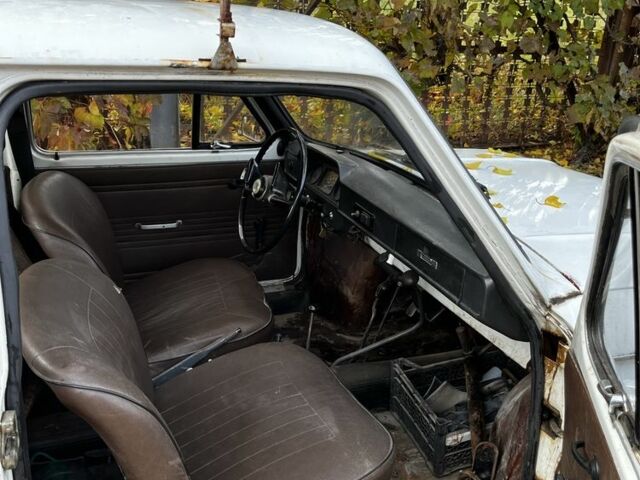 Белый ЗАЗ 968, объемом двигателя 1.2 л и пробегом 35 тыс. км за 500 $, фото 4 на Automoto.ua