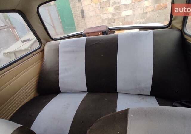 Білий ЗАЗ 968, об'ємом двигуна 0 л та пробігом 815 тис. км за 350 $, фото 7 на Automoto.ua