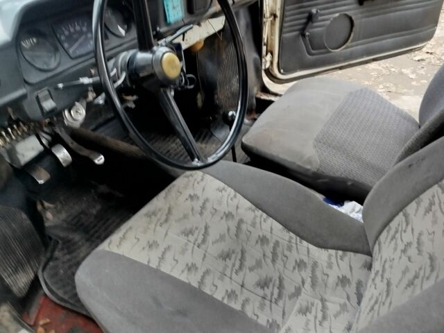 Білий ЗАЗ 968, об'ємом двигуна 1.2 л та пробігом 87 тис. км за 650 $, фото 5 на Automoto.ua