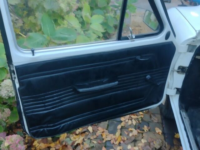 Білий ЗАЗ 968, об'ємом двигуна 1.2 л та пробігом 1 тис. км за 1300 $, фото 13 на Automoto.ua