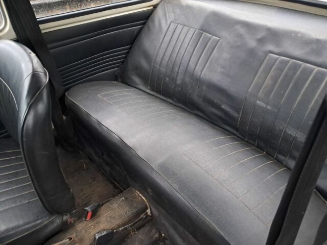 Белый ЗАЗ 968, объемом двигателя 0 л и пробегом 15 тыс. км за 264 $, фото 4 на Automoto.ua