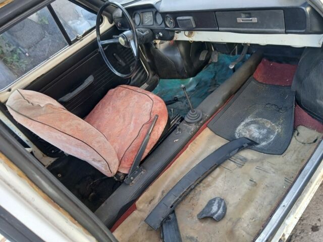 Білий ЗАЗ 968, об'ємом двигуна 1 л та пробігом 34 тис. км за 243 $, фото 5 на Automoto.ua