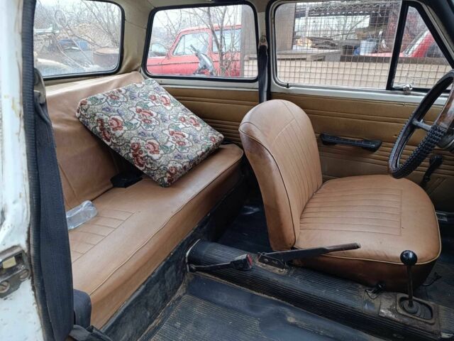 Белый ЗАЗ 968, объемом двигателя 0 л и пробегом 2 тыс. км за 285 $, фото 4 на Automoto.ua