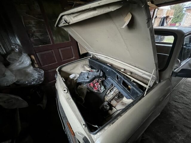 Бежевый ЗАЗ 968, объемом двигателя 1.2 л и пробегом 3 тыс. км за 1500 $, фото 3 на Automoto.ua