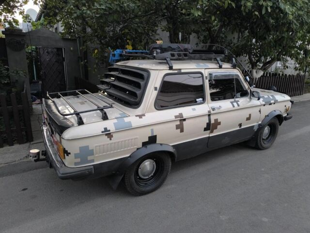 Бежевый ЗАЗ 968, объемом двигателя 1.2 л и пробегом 19 тыс. км за 1126 $, фото 1 на Automoto.ua