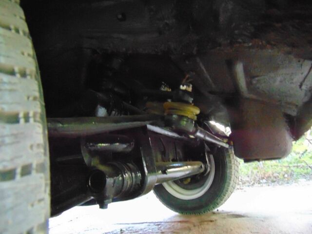 Красный ЗАЗ 968, объемом двигателя 1.2 л и пробегом 30 тыс. км за 3999 $, фото 11 на Automoto.ua