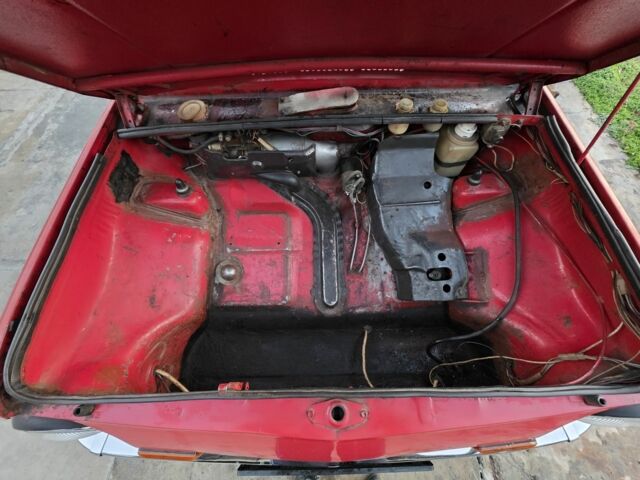 Красный ЗАЗ 968, объемом двигателя 0 л и пробегом 75 тыс. км за 287 $, фото 4 на Automoto.ua