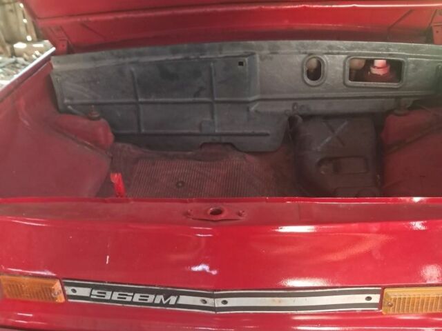 Красный ЗАЗ 968, объемом двигателя 1.2 л и пробегом 8 тыс. км за 2500 $, фото 2 на Automoto.ua