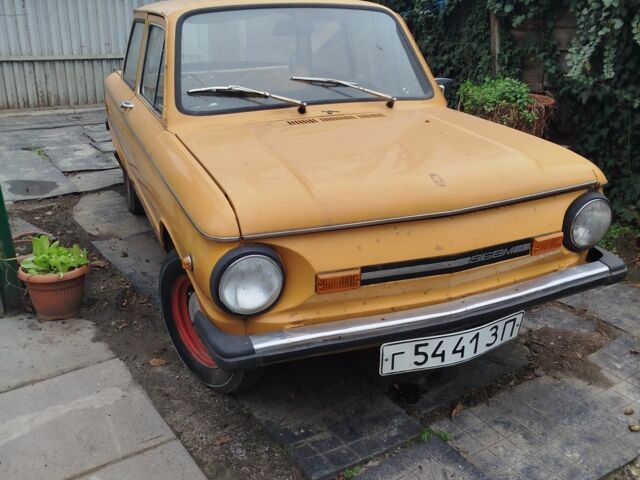 Желтый ЗАЗ 968, объемом двигателя 1 л и пробегом 54 тыс. км за 380 $, фото 3 на Automoto.ua