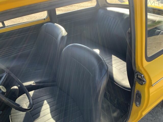 Жовтий ЗАЗ 968, об'ємом двигуна 0.12 л та пробігом 100 тис. км за 550 $, фото 11 на Automoto.ua