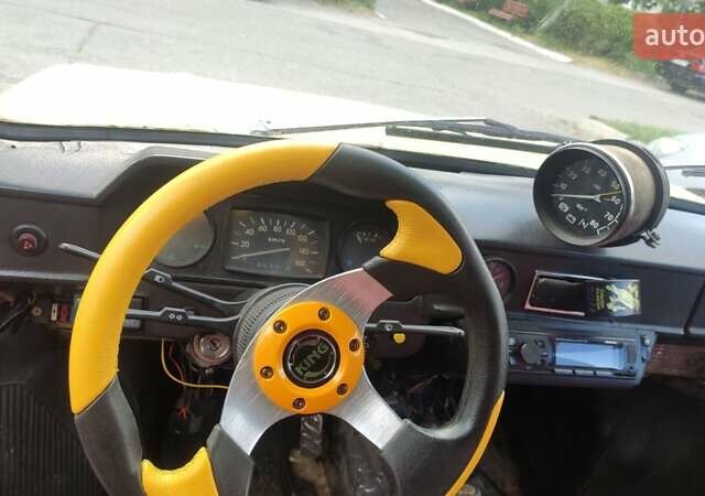 Желтый ЗАЗ 968, объемом двигателя 1.2 л и пробегом 40 тыс. км за 650 $, фото 8 на Automoto.ua