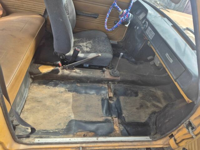 Желтый ЗАЗ 968, объемом двигателя 1.2 л и пробегом 45 тыс. км за 97 $, фото 7 на Automoto.ua