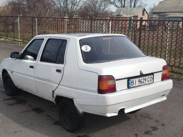 Белый ЗАЗ Другая, объемом двигателя 1.2 л и пробегом 221 тыс. км за 715 $, фото 2 на Automoto.ua