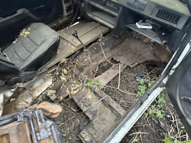 Белый ЗАЗ Другая, объемом двигателя 1.3 л и пробегом 50 тыс. км за 200 $, фото 5 на Automoto.ua