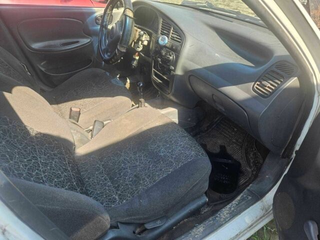 Білий ЗАЗ Інша, об'ємом двигуна 1.3 л та пробігом 300 тис. км за 1211 $, фото 4 на Automoto.ua